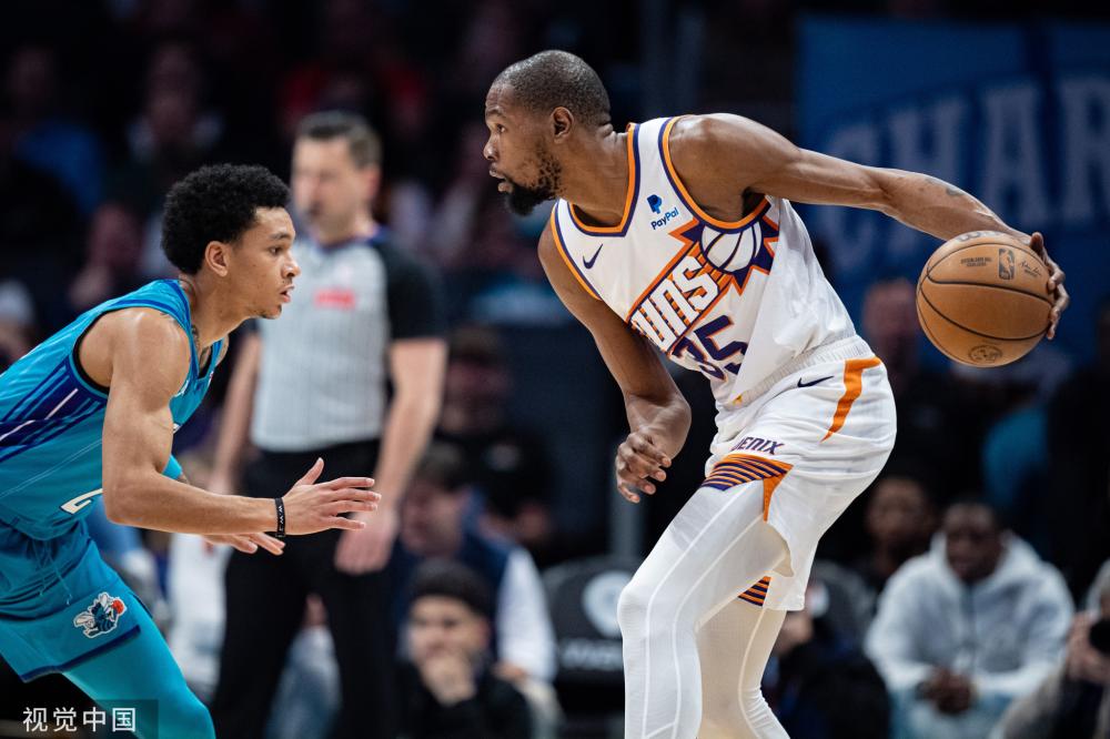 这名球员传 这名球员传