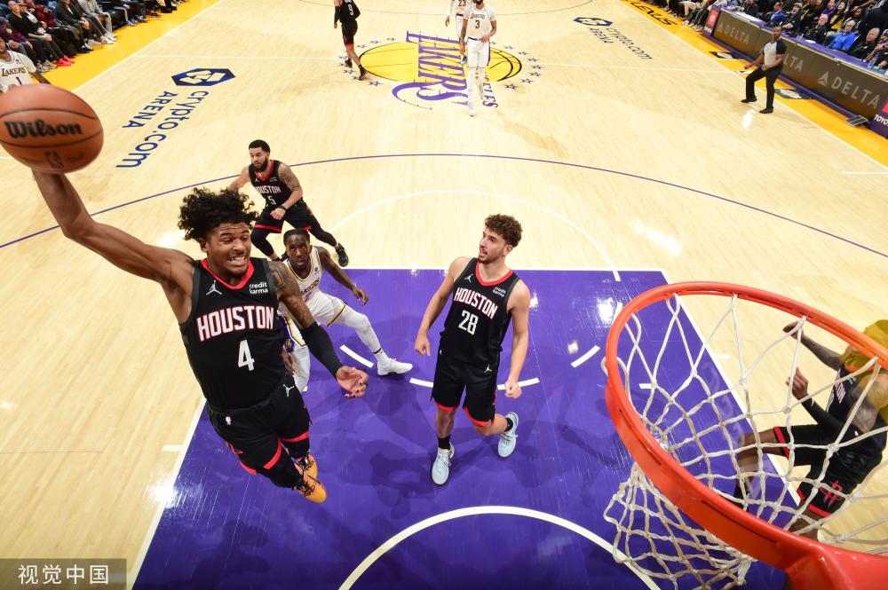 号球衣出战 号球衣出战