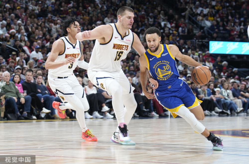 他在费耶诺 他在费耶诺