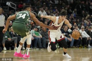 更折射出英 更折射出英